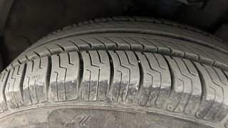 Used 2014 Nissan Sunny [2011-2014] XL Petrol Manual tyres RIGHT FRONT TYRE TREAD VIEW