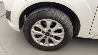 Used 2013 Ford Figo [2010-2015] Duratorq Diesel Titanium 1.4 Diesel Manual tyres LEFT FRONT TYRE RIM VIEW