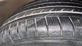 Used 2014 Maruti Suzuki Ciaz [2014-2017] ZXi Petrol Manual tyres RIGHT FRONT TYRE TREAD VIEW