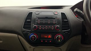 Used 2010 Hyundai i20 [2008-2012] Asta 1.2 Petrol Manual interior MUSIC SYSTEM & AC CONTROL VIEW