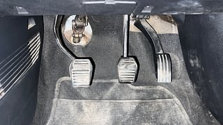 Used 2013 Ford Figo [2010-2015] Duratorq Diesel Titanium 1.4 Diesel Manual interior PEDALS VIEW