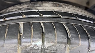 Used 2019 Kia Seltos HTX D Diesel Manual tyres RIGHT FRONT TYRE TREAD VIEW