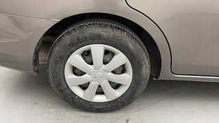 Used 2014 Nissan Sunny [2011-2014] XL Diesel Diesel Manual tyres RIGHT REAR TYRE RIM VIEW