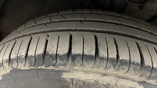 Used 2012 Nissan Sunny [2011-2014] XV Petrol Manual tyres RIGHT FRONT TYRE TREAD VIEW