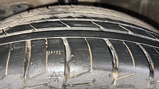 Used 2019 Kia Seltos HTX D Diesel Manual tyres LEFT FRONT TYRE TREAD VIEW