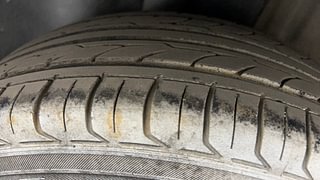 Used 2013 Ford Figo [2010-2015] Duratorq Diesel Titanium 1.4 Diesel Manual tyres RIGHT REAR TYRE TREAD VIEW