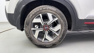 Used 2020 Kia Sonet GTX Plus 1.0 iMT Petrol Manual tyres RIGHT REAR TYRE RIM VIEW