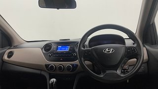 Used 2015 Hyundai Grand i10 [2013-2017] Sportz 1.1 CRDi Diesel Manual interior DASHBOARD VIEW