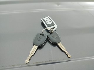 Used 2015 Maruti Suzuki Alto 800 [2012-2016] Lxi Petrol Manual extra CAR KEY VIEW