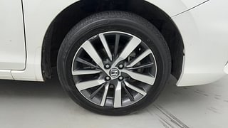 Used 2022 Honda City VX Petrol Manual tyres RIGHT FRONT TYRE RIM VIEW