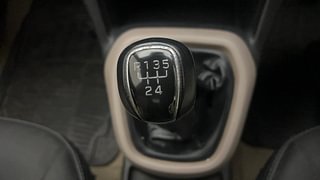 Used 2015 Hyundai Grand i10 [2013-2017] Sportz 1.1 CRDi Diesel Manual interior GEAR  KNOB VIEW