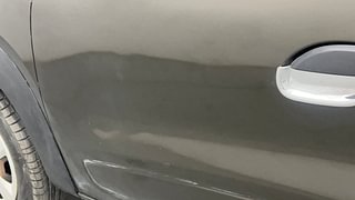 Used 2015 Renault Kwid [2015-2019] RXT Petrol Manual dents MINOR DENT