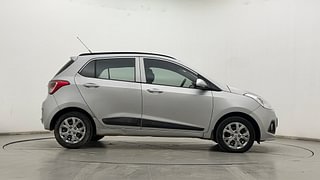 Used 2015 Hyundai Grand i10 [2013-2017] Sportz 1.1 CRDi Diesel Manual exterior RIGHT SIDE VIEW