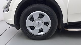 Used 2021 Mahindra XUV500 [2018-2021] W7 Diesel Manual tyres LEFT FRONT TYRE RIM VIEW