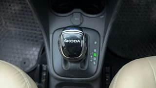 Used 2019 Skoda Rapid new [2016-2020] Ambition AT Petrol Petrol Automatic top_features Leather wrapped gear knob/ shift selector