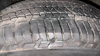 Used 2021 Mahindra XUV500 [2018-2021] W7 Diesel Manual tyres LEFT FRONT TYRE TREAD VIEW