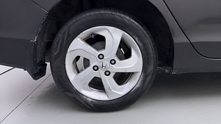 Used 2015 Honda City [2014-2017] VX Diesel Diesel Manual tyres RIGHT REAR TYRE RIM VIEW