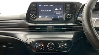 Used 2021 Hyundai New i20 Sportz 1.2 MT Petrol Manual interior MUSIC SYSTEM & AC CONTROL VIEW