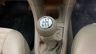 Used 2016 Maruti Suzuki Swift Dzire VXI Petrol Manual interior GEAR  KNOB VIEW