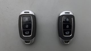 Used 2023 Hyundai Verna SX IVT Petrol Petrol Automatic extra CAR KEY VIEW