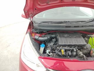 Used 2018 Hyundai Grand i10 [2017-2020] Sportz AT 1.2 Kappa VTVT Petrol Automatic engine ENGINE RIGHT SIDE HINGE & APRON VIEW