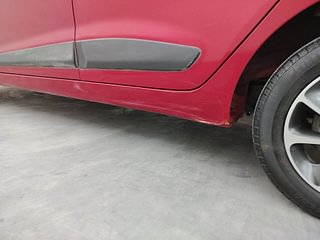 Used 2018 Hyundai Grand i10 [2017-2020] Sportz AT 1.2 Kappa VTVT Petrol Automatic dents MINOR SCRATCH