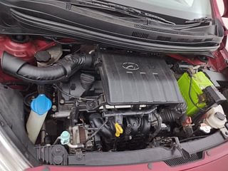 Used 2018 Hyundai Grand i10 [2017-2020] Sportz AT 1.2 Kappa VTVT Petrol Automatic engine ENGINE RIGHT SIDE VIEW