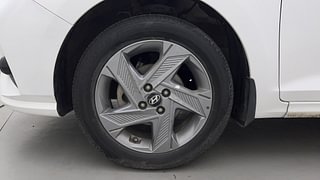 Used 2023 Hyundai Verna SX IVT Petrol Petrol Automatic tyres LEFT FRONT TYRE RIM VIEW