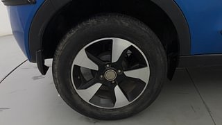 Used 2019 Tata Nexon [2017-2020] XZA Plus AMT Petrol Petrol Automatic tyres RIGHT REAR TYRE RIM VIEW