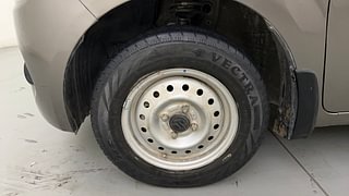 Used 2019 Maruti Suzuki Wagon R 1.0 [2019-2022] LXI (O) CNG Petrol+cng Manual tyres LEFT FRONT TYRE RIM VIEW