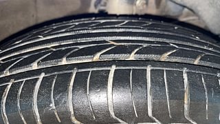 Used 2020 Maruti Suzuki Dzire [2017-2020] VXI Petrol Manual tyres RIGHT FRONT TYRE TREAD VIEW