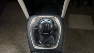 Used 2019 Hyundai New Santro 1.1 Sportz CNG Petrol+cng Manual interior GEAR  KNOB VIEW