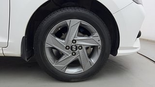 Used 2023 Hyundai Verna SX IVT Petrol Petrol Automatic tyres RIGHT FRONT TYRE RIM VIEW