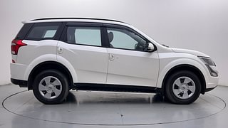 Used 2021 Mahindra XUV500 [2018-2021] W7 Diesel Manual exterior RIGHT SIDE VIEW