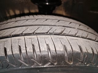 Used 2015 Maruti Suzuki Alto 800 [2012-2016] Lxi Petrol Manual tyres LEFT FRONT TYRE TREAD VIEW