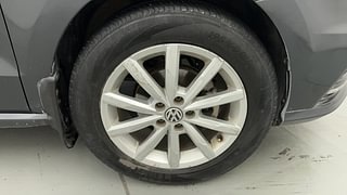 Used 2018 Volkswagen Ameo [2016-2020] 1.0 Highline Plus Petrol Petrol Manual tyres RIGHT FRONT TYRE RIM VIEW