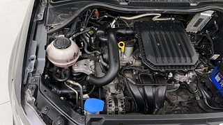 Used 2018 Volkswagen Ameo [2016-2020] 1.0 Highline Plus Petrol Petrol Manual engine ENGINE RIGHT SIDE VIEW