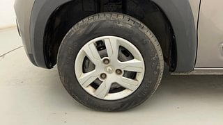 Used 2016 Renault Kwid [2017-2019] RXT 1.0 SCE Special Petrol Manual tyres LEFT FRONT TYRE RIM VIEW