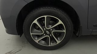 Used 2017 Hyundai Grand i10 [2017-2020] Asta 1.2 Kappa VTVT Petrol Manual tyres LEFT FRONT TYRE RIM VIEW