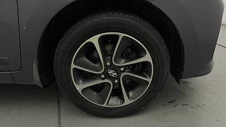 Used 2017 Hyundai Grand i10 [2017-2020] Asta 1.2 Kappa VTVT Petrol Manual tyres RIGHT FRONT TYRE RIM VIEW