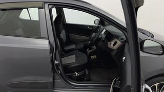 Used 2017 Hyundai Grand i10 [2017-2020] Asta 1.2 Kappa VTVT Petrol Manual interior RIGHT SIDE FRONT DOOR CABIN VIEW