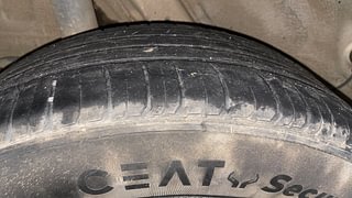 Used 2019 Hyundai Venue [2019-2021] SX 1.0 (O) Turbo Petrol Manual tyres RIGHT REAR TYRE TREAD VIEW