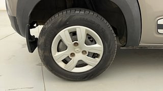 Used 2016 Renault Kwid [2017-2019] RXT 1.0 SCE Special Petrol Manual tyres RIGHT REAR TYRE RIM VIEW