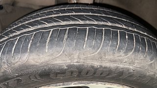 Used 2017 Honda City [2017-2020] V CVT Petrol Automatic tyres LEFT FRONT TYRE TREAD VIEW