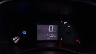 Used 2022 Renault Kwid CLIMBER 1.0 Opt Petrol Manual interior CLUSTERMETER VIEW