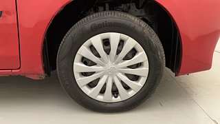 Used 2012 Toyota Etios Liva [2010-2017] GD Diesel Manual tyres RIGHT FRONT TYRE RIM VIEW