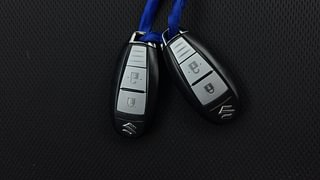 Used 2020 Maruti Suzuki Vitara Brezza [2020-2022] ZXI Plus Dual Tone Petrol Manual extra CAR KEY VIEW