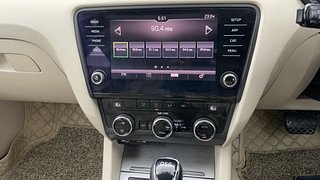 Used 2018 skoda Octavia 2.0L Style TDI AT Diesel Automatic interior MUSIC SYSTEM & AC CONTROL VIEW
