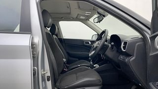 Used 2019 Hyundai Venue [2019-2021] SX 1.0 (O) Turbo Petrol Manual interior RIGHT SIDE FRONT DOOR CABIN VIEW