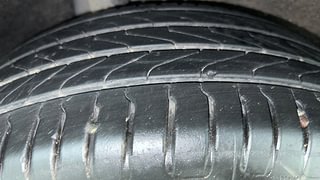 Used 2018 Maruti Suzuki Baleno [2015-2019] Alpha Petrol Petrol Manual tyres RIGHT REAR TYRE TREAD VIEW